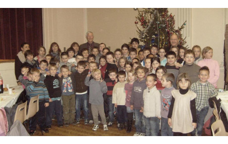 CINÉMA et GOÛTER de NOËL 